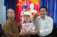 Ban Trị sự Giáo hội Phật giáo tỉnh Cà Mau chúc mừng năm mới Ủy ban MTTQ Việt Nam tỉnh
